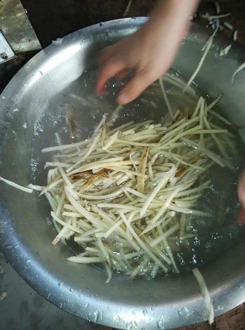 莲耦切丝机 (中国 生产商)